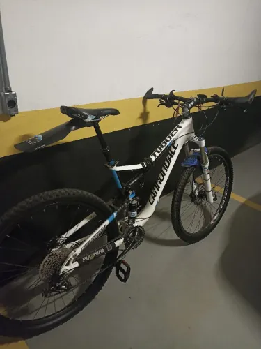 Bicicleta Cannondale  29 Full suspension