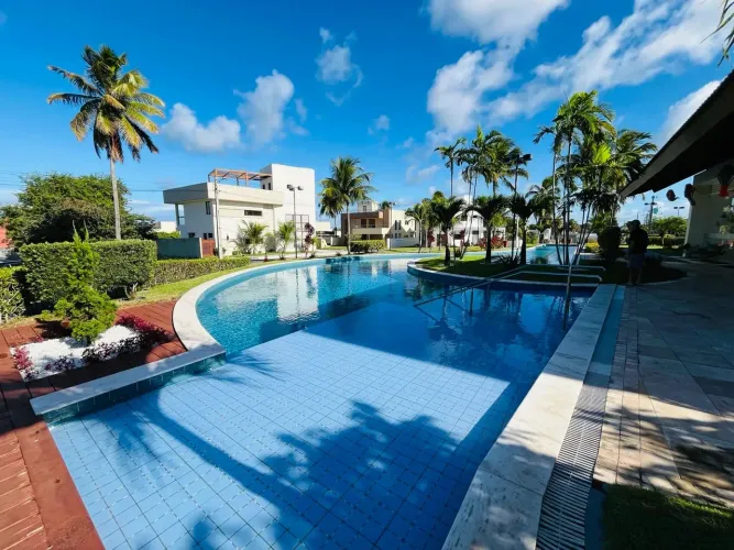 LOTE A VENDA NO CONDOMINIO VILA FLOR.