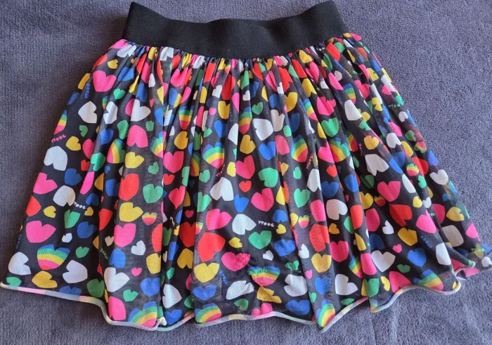 Saia Infantil Colorida com Estampa de Corações
