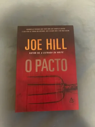 Livro O Pacto - Joe Hill (terror, usado)