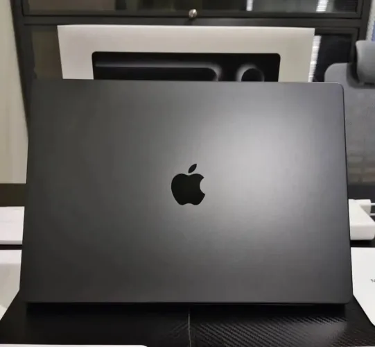 MacBook Pro M3 Max 16.2 2023 48GB