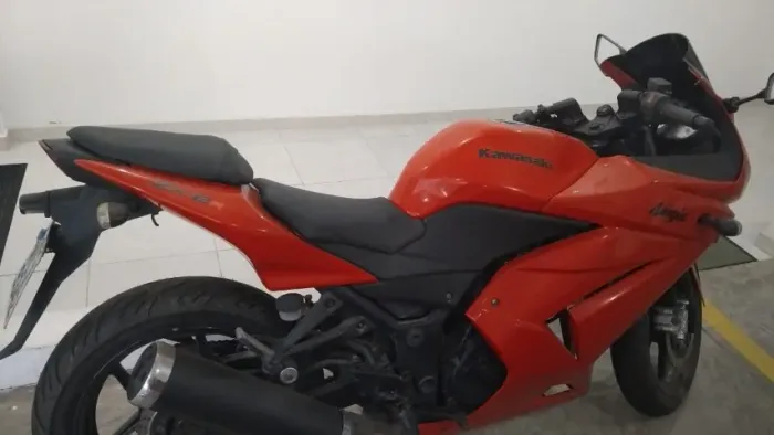 Kawasaki Ninja 250 Impecavel