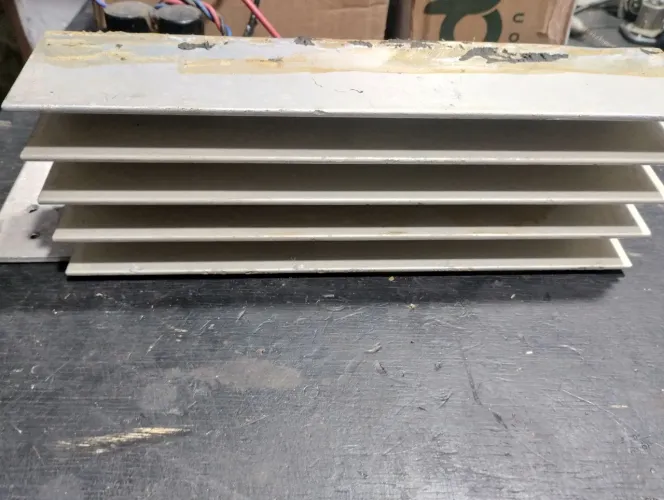 PLACA AMPLIFICADA COM FONTE E DISSIPADOR CLASSE A B