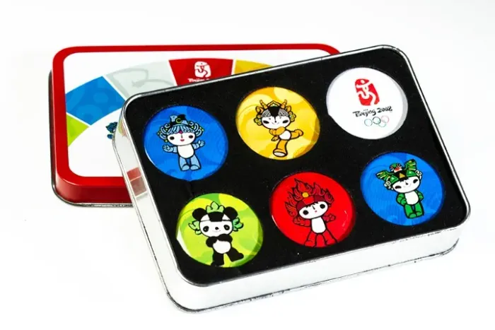 Edição Oficial e Limitada de 5 Botons dos Mascote Beijing Olympic 2008.