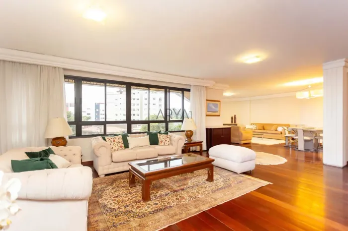 Apartamento no Batel - ARYA 1