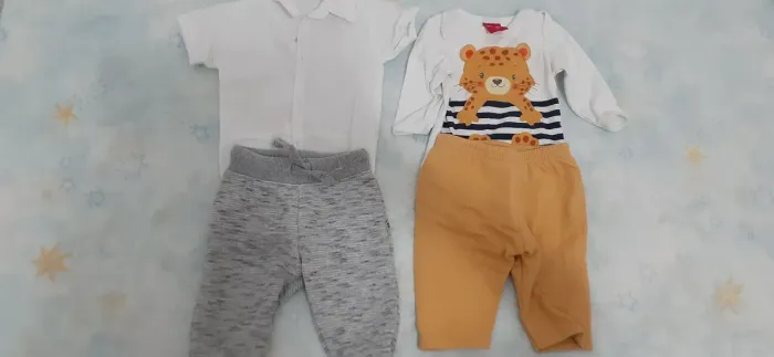 Lote de Roupas e calçados para Bebê  