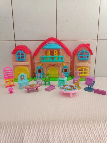 Casinha de boneca