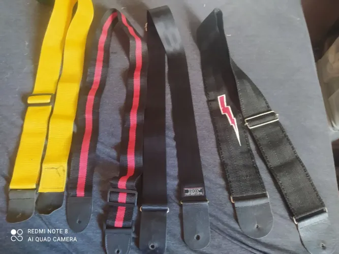 Alças de Guitarra - 4 Peças único preço