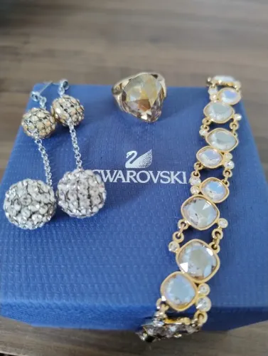 Conjunto Swarovski Original - Braceletes, Anéis, Pulseira e Brincos