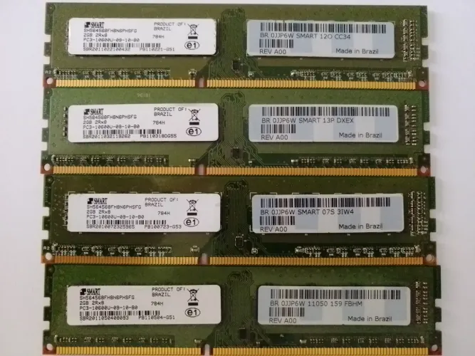 04 módulos de memória Smart 02gb cada PC3-10600 para PC