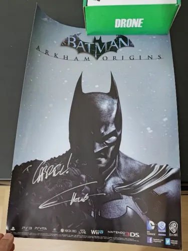 Poster 30cm x 42cm Batman: Arkham Origins Assinado pelo diretor Eric Holmes