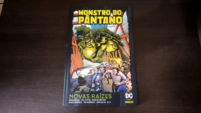 Monstro do Pântano - Novas Raízes - DC Comics - HQ Panini