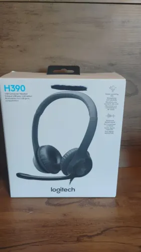 Headset com fio USB Logitech H390 - Preto