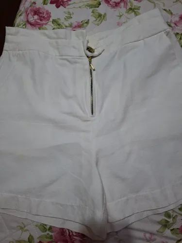 Bermuda feminina