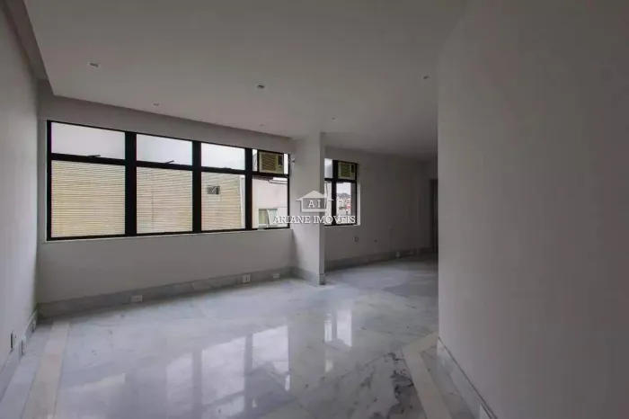 Sala Comercial de 35m² no Lourdes com vaga