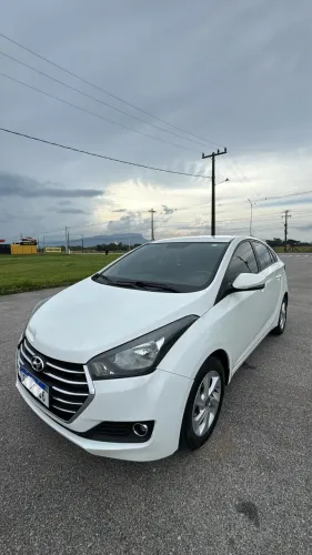 Hyundai HB20S C.plus/c.style 1.6 Flex 16V Mec.4p 2017