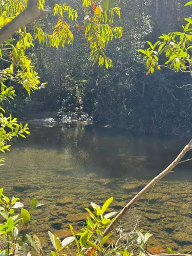 CHÁCARA EXCLUSIVA À VENDA - MARGEM DO RIO DOS COUROS