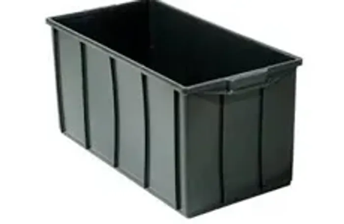 Caixa plástica fechada 70lts cor preta Mod.1020