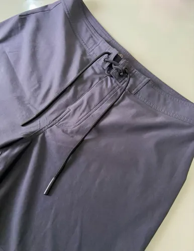 Short Foxton com tecido tecnológico