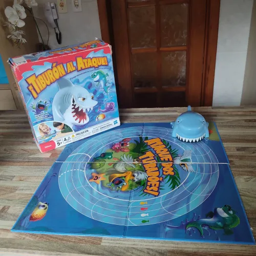 Jogo ataque do tubarão