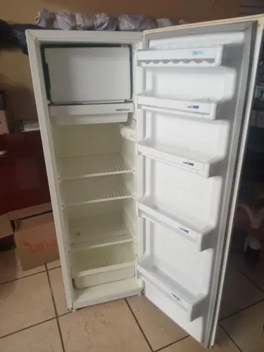 Geladeira Refrigerador Cônsul Pratice 240