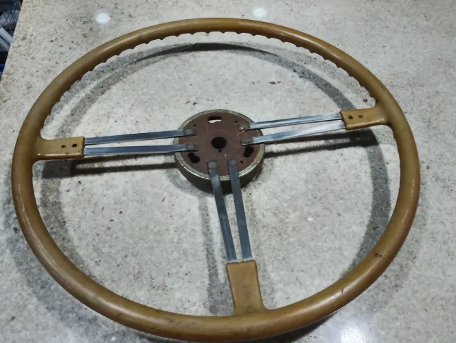 Volante antigo