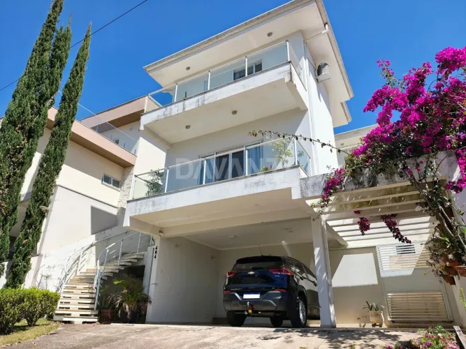 Casa à venda no Condomínio Terras de São Francisco em Vinhedo na Davanti Imóveis.