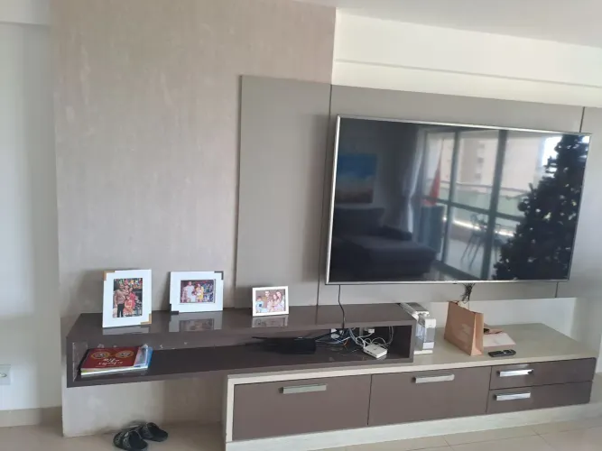 Armário de Parede para TV - Novo