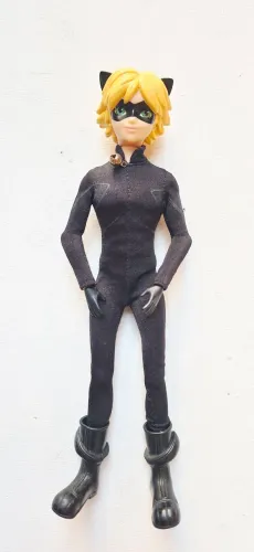 Boneco Cat Noir Miraculous