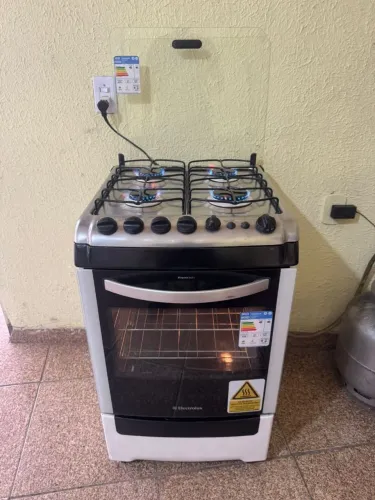 Fogão automático com grill