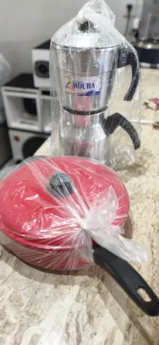 Vendo frigideira e cafeteira
