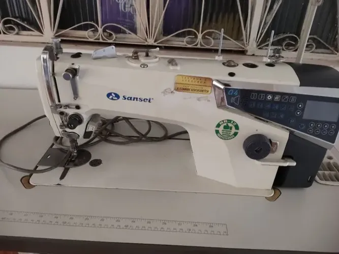 Maquina de Costura Industrial Sansei Q4