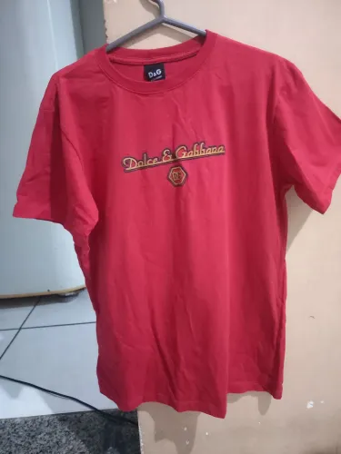 Camiseta vermelha da DeG