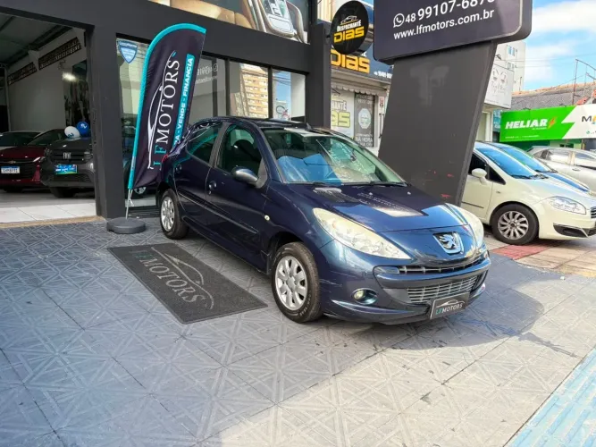 Peugeot 207 XR Sport 1.4 Flex 8V 5P 2012