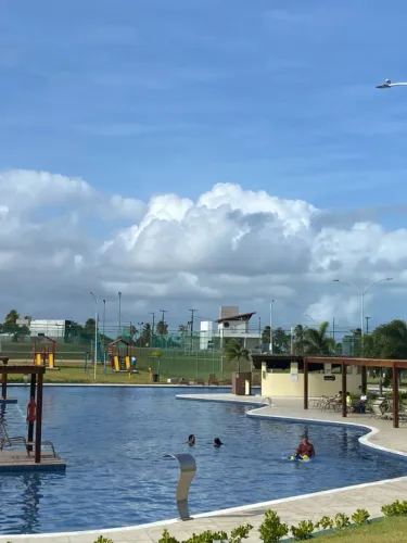 Oportunidade em Carapibus, casa de alto padrão por um preço imperdível, marque sua visita