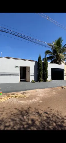 Vendo ótima casa no bairro Drumond