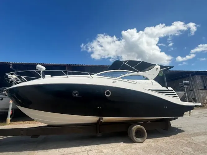 Lancha Armada 300M Cabrio - Ano 2010 - 2x Mercruiser 4.3MPI - 2x220Hp