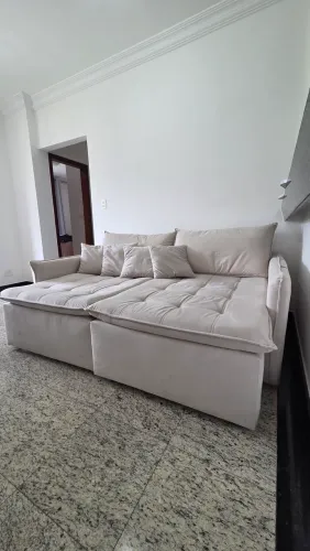 Sofá Retrátil 2 mts, 6 meses de uso!! Impecável