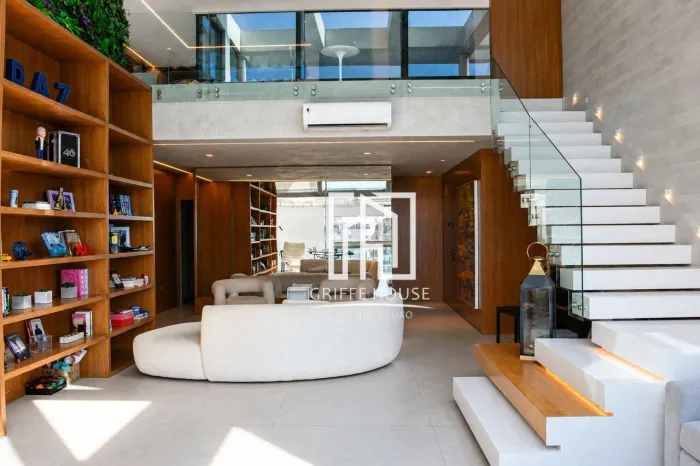 SANTA MÔNICA JARDINS CLUB - BELÍSSIMA COBERURA DE 436 m² E 4 SUÍTES, TOTALMENTE MOBILIDADA