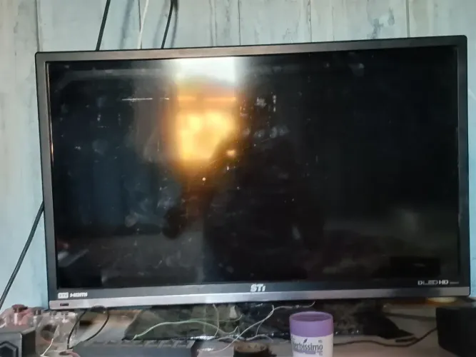 Vende-se TV e PC 