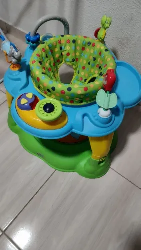 Centro de atividade para bebê com pump