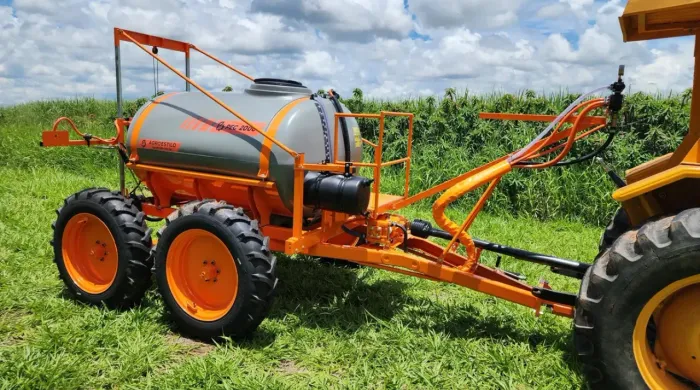 Pulverizador Pecuario 2000 Litros Pastagem - Agro Estilo