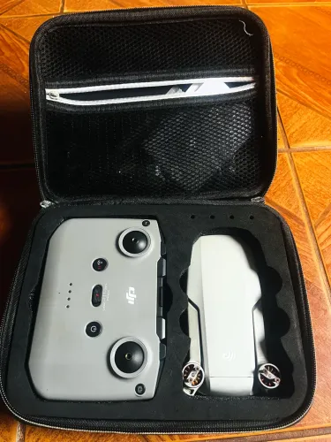 Vendo Dji mini 2 (drone não liga)