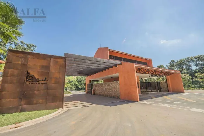 ** Fazenda Dona Carolina - OPORTUNIDADE - Maravilhoso terreno de 1.742,85 m² em um dos mel