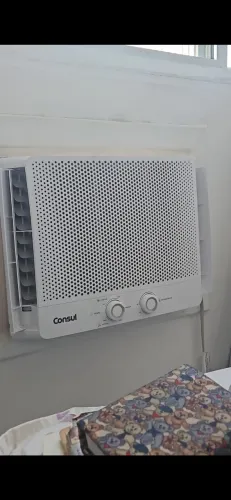Ar condicionado de Janela - Cônsul - 7500btus - PRATICAMENTE NOVO!