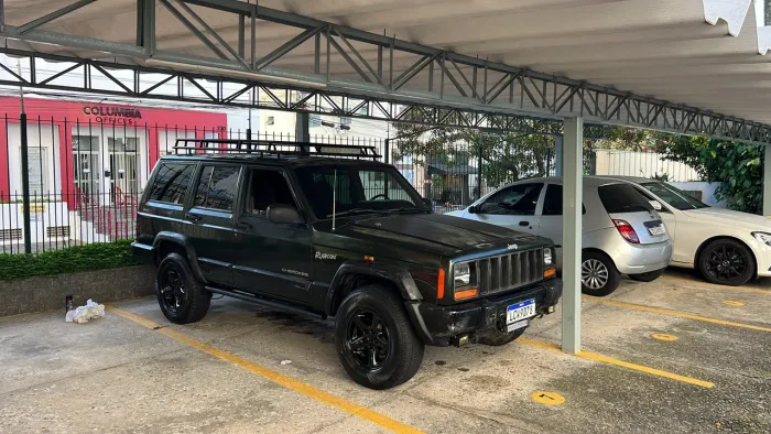 Jeep Cherokee Rubicon 4.0 V6 4X4 1998