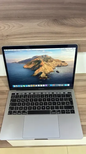MacBook Pro 13? 2019 i5 ? 8GB RAM ? SSD 256GB ? 75 ciclos