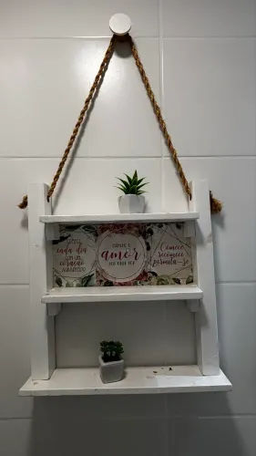 Prateleira decorativa