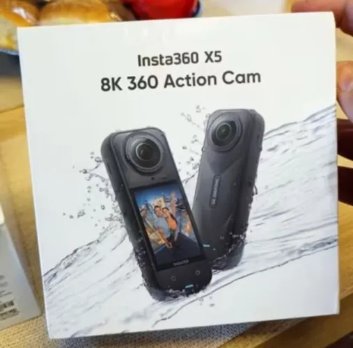 Insta 360 x5