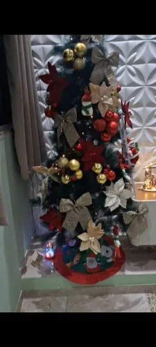 Vendo árvore de natal muito nova
